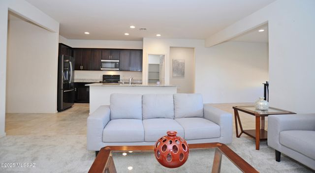 10916 W Claxton Drive, Marana, AZ 85653