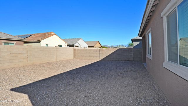 10916 W Claxton Drive, Marana, AZ 85653