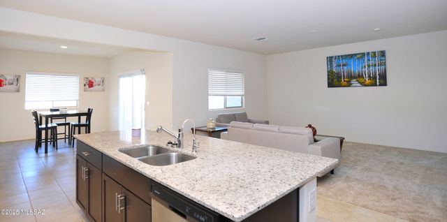 10916 W Claxton Drive, Marana, AZ 85653