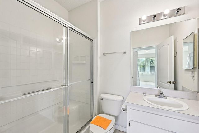 807 TREMONT GREENS LANE, Sun City Center, FL 33573