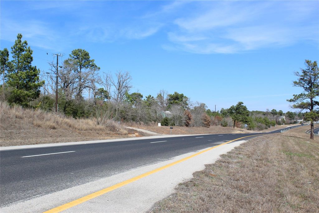 736 Highway 21 Highway E, Bastrop, TX 78602