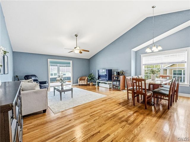 3778 Pegasus Circle, Camillus, NY 13209