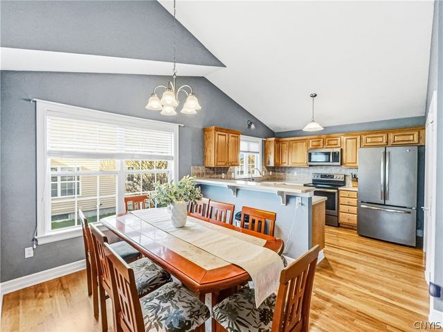 3778 Pegasus Circle, Camillus, NY 13209