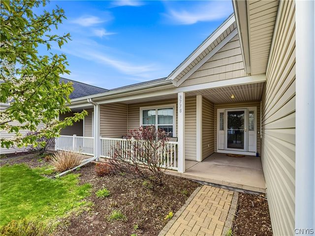 3778 Pegasus Circle, Camillus, NY 13209