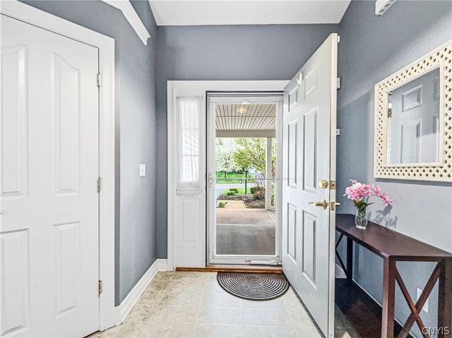 3778 Pegasus Circle, Camillus, NY 13209