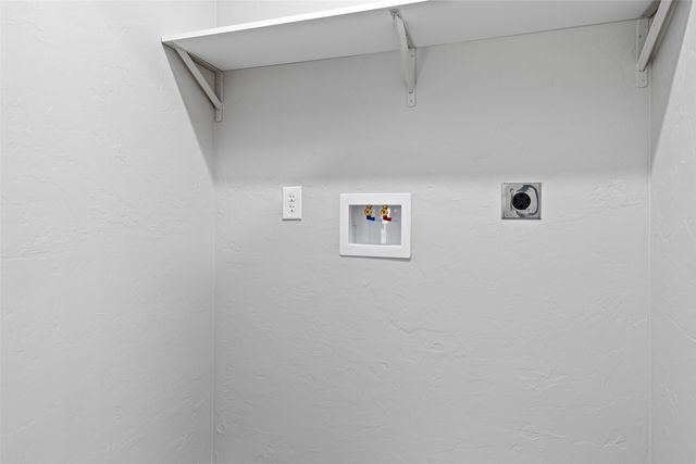 3194 N FM 1002, Winnsboro, TX 75494