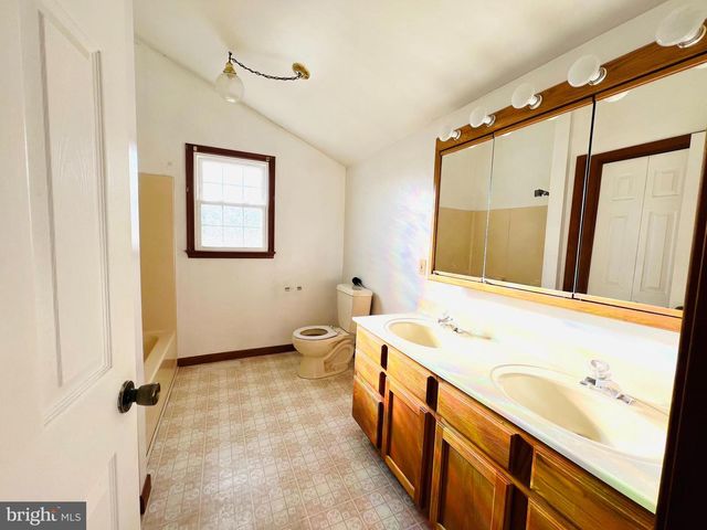 6296 LANDING NECK ROAD, Easton, MD 21601