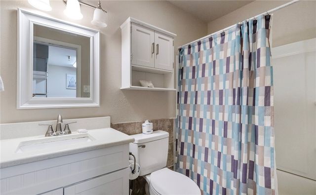 14825 Windward Dr 221, Corpus Christi, TX 78418