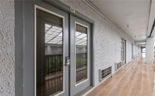 14825 Windward Dr 221, Corpus Christi, TX 78418