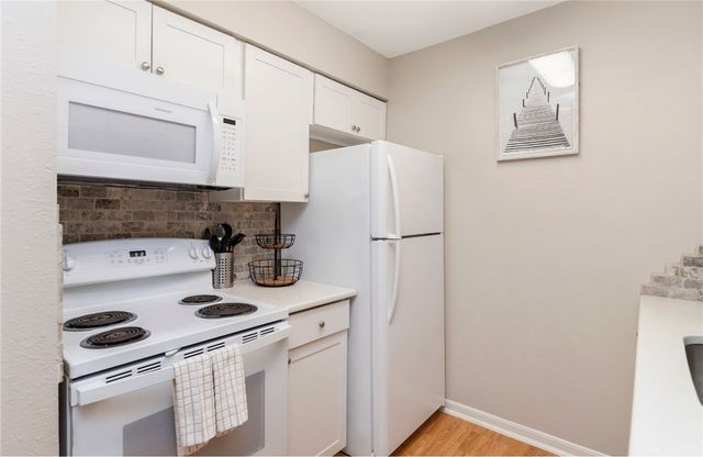 14825 Windward Dr 221, Corpus Christi, TX 78418