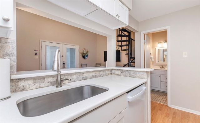 14825 Windward Dr 221, Corpus Christi, TX 78418