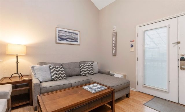 14825 Windward Dr 221, Corpus Christi, TX 78418