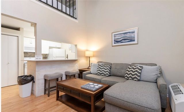 14825 Windward Dr 221, Corpus Christi, TX 78418