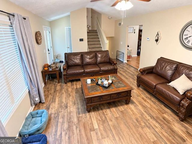 138 Mountain Oaks Drive, Carrollton, GA 30116