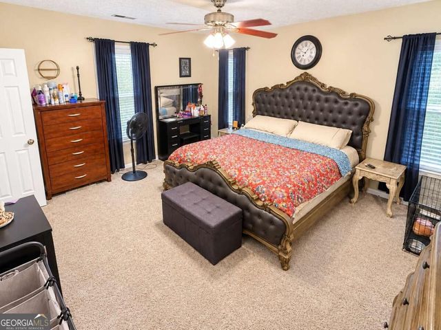 138 Mountain Oaks Drive, Carrollton, GA 30116