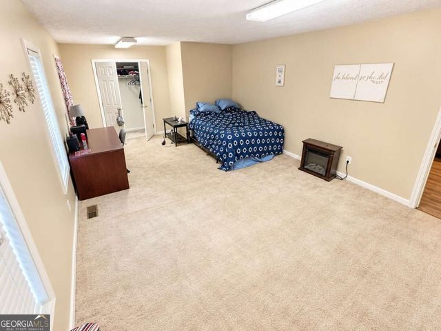 138 Mountain Oaks Drive, Carrollton, GA 30116