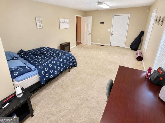 138 Mountain Oaks Drive, Carrollton, GA 30116