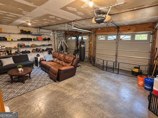 138 Mountain Oaks Drive, Carrollton, GA 30116
