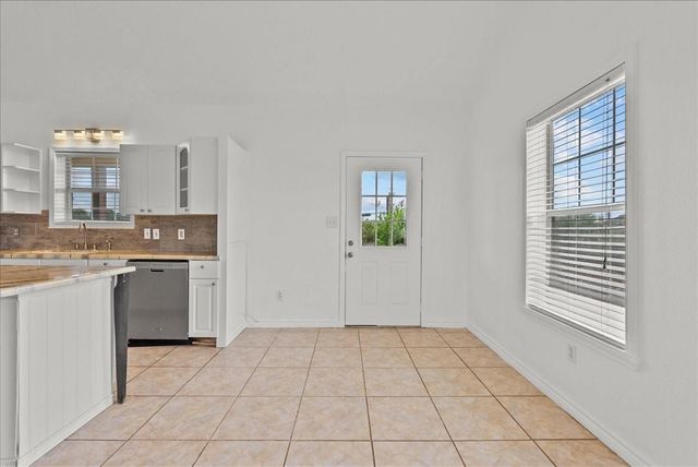 2311 Bayline Drive, Dickinson, TX 77539