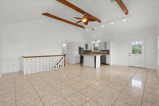 2311 Bayline Drive, Dickinson, TX 77539