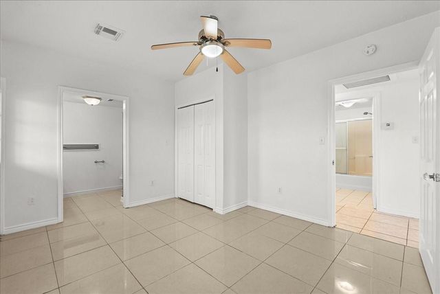 2311 Bayline Drive, Dickinson, TX 77539