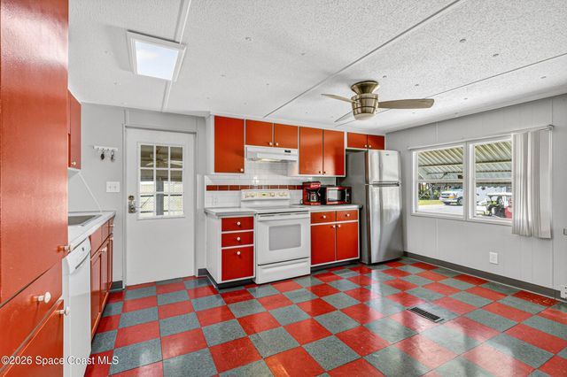 320 Holiday Park Boulevard NE, Palm Bay, FL 32907