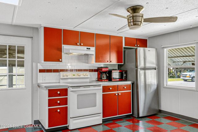320 Holiday Park Boulevard NE, Palm Bay, FL 32907