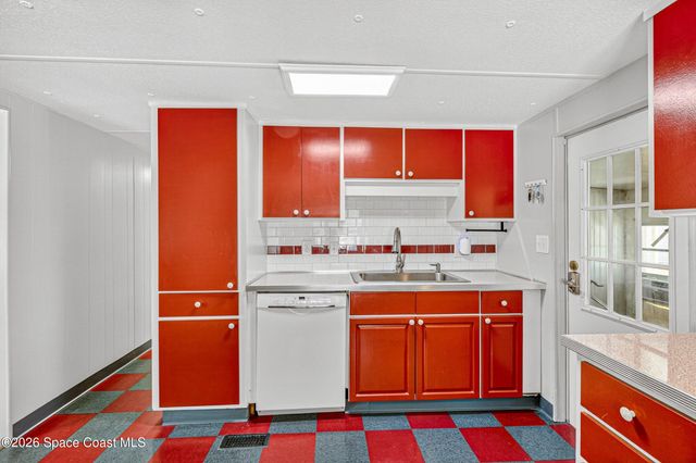 320 Holiday Park Boulevard NE, Palm Bay, FL 32907