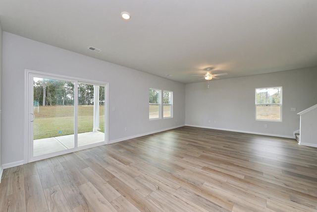 1001 TBB3 Hainer Place Dr, Conway, SC 29526