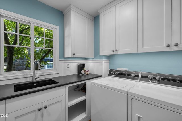 354 NW Drake Road, Bend, OR 97703