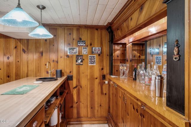354 NW Drake Road, Bend, OR 97703