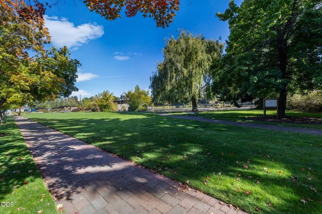 354 NW Drake Road, Bend, OR 97703