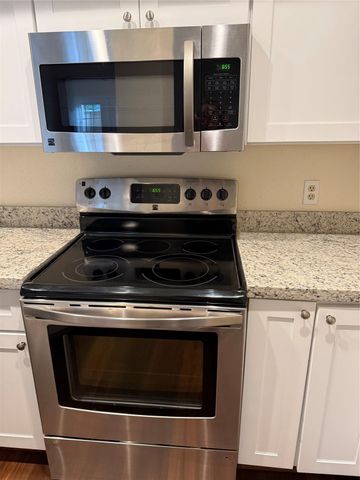 2121 El Paseo Street 2003, Houston, TX 77054