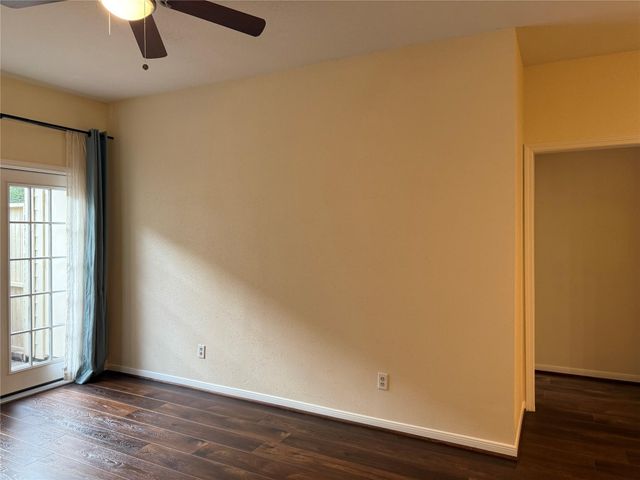 2121 El Paseo Street 2003, Houston, TX 77054