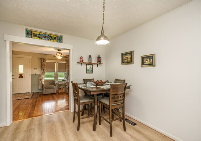 9480 Highway 21, Berryville, AR 72616