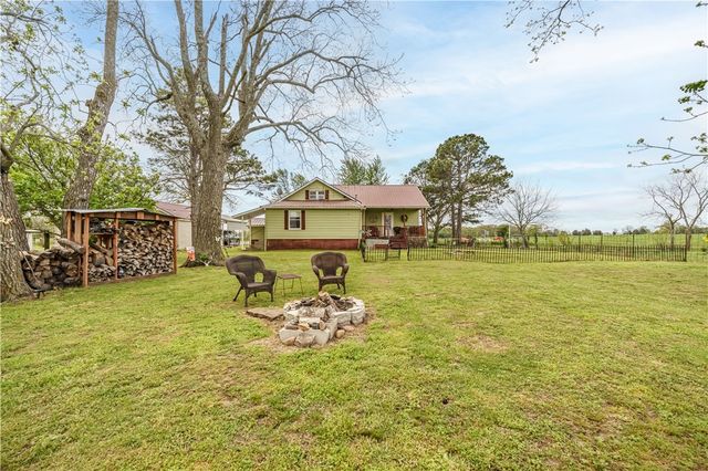 9480 Highway 21, Berryville, AR 72616