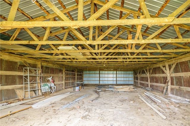 9480 Highway 21, Berryville, AR 72616