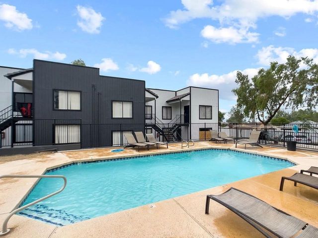 1735 W Cortez -- 106, Phoenix, AZ 85029