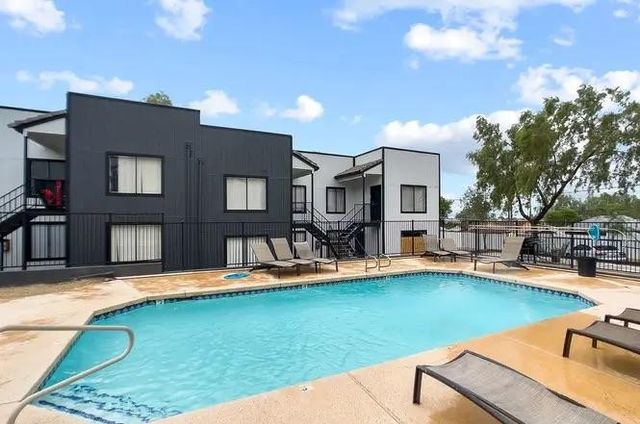 1735 W Cortez -- 106, Phoenix, AZ 85029