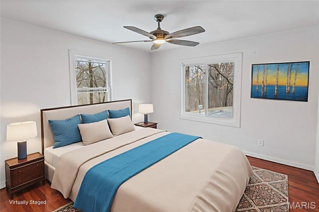 1300 Edgewood Drive, Fairview Heights, IL 62208