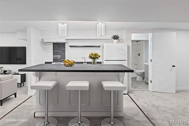 1300 Edgewood Drive, Fairview Heights, IL 62208