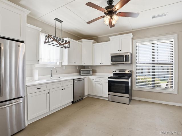 398 Abrams Road, Tallassee, AL 36078