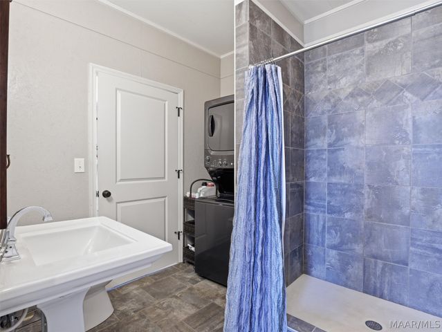 398 Abrams Road, Tallassee, AL 36078
