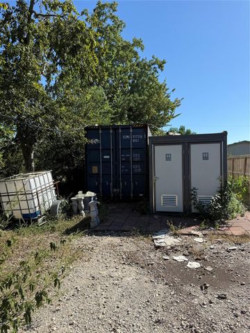 9838 Fillmore Street, Houston, TX 77029