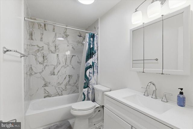 8582 ADAMSON ST, Manassas, VA 20110