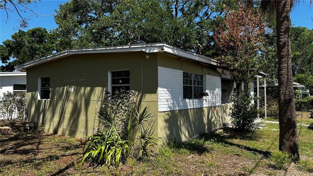 2401 17TH AVENUE S, St Petersburg, FL 33712