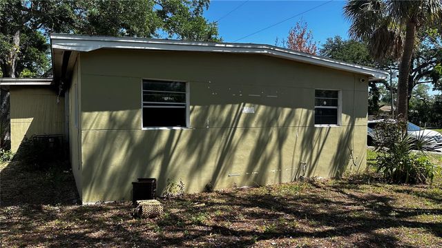 2401 17TH AVENUE S, St Petersburg, FL 33712