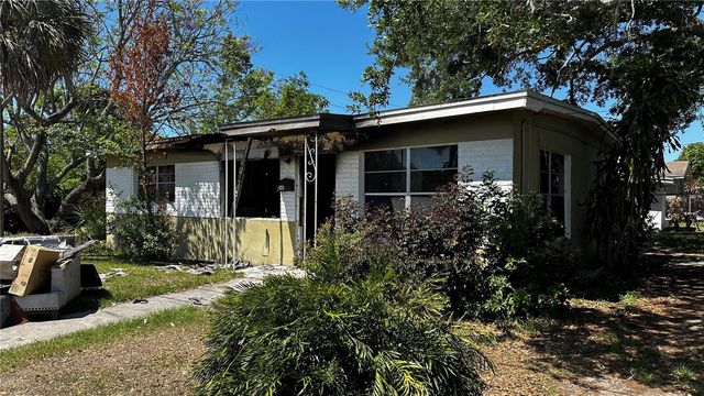 2401 17TH AVENUE S, St Petersburg, FL 33712