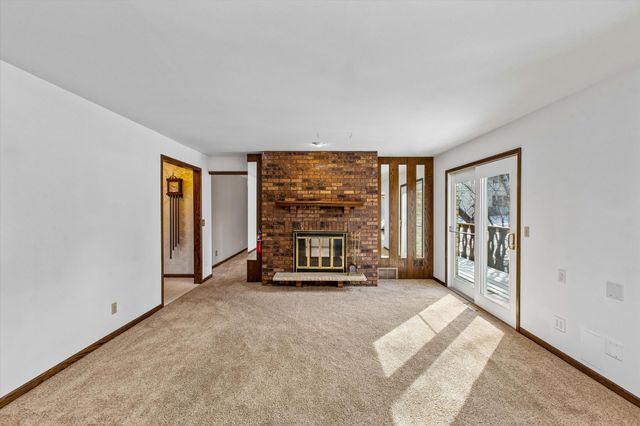 205 Hillcrest Court, Burnsville, MN 55337