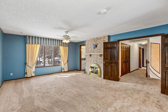 205 Hillcrest Court, Burnsville, MN 55337